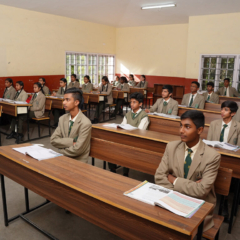 Students Listening to class - JSS Public School, Ooty