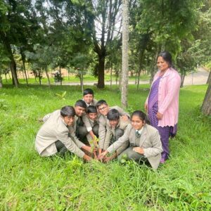 students-from-jssps-planted-a-saplings-on-world-environment-day